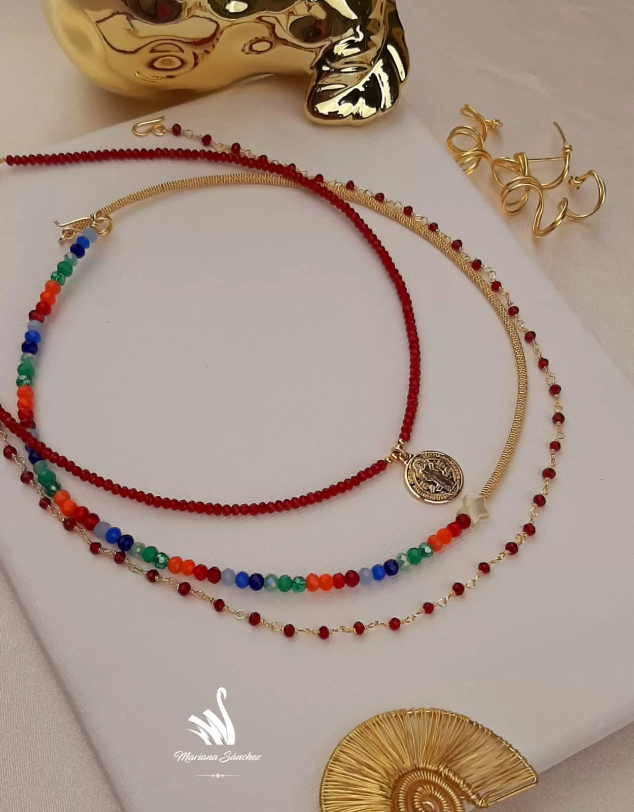 Collares