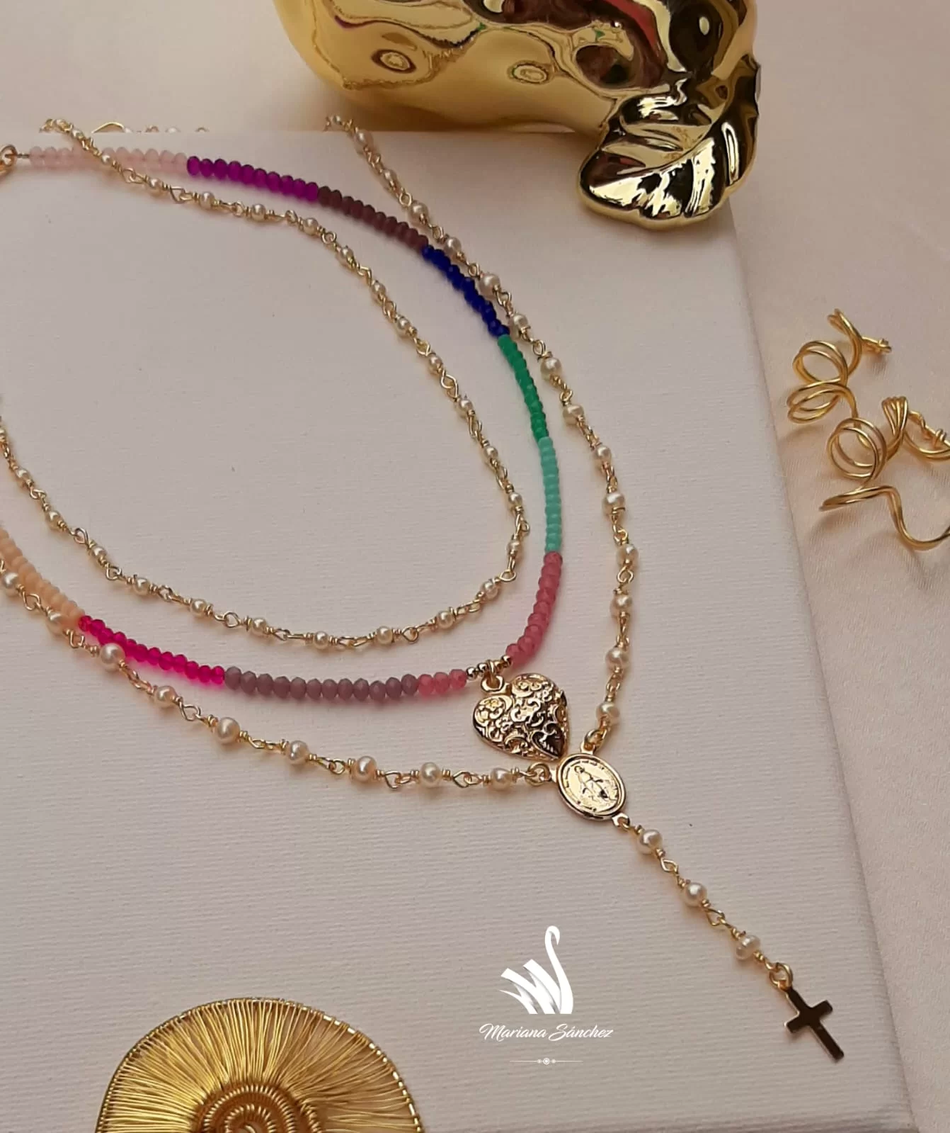 Collares