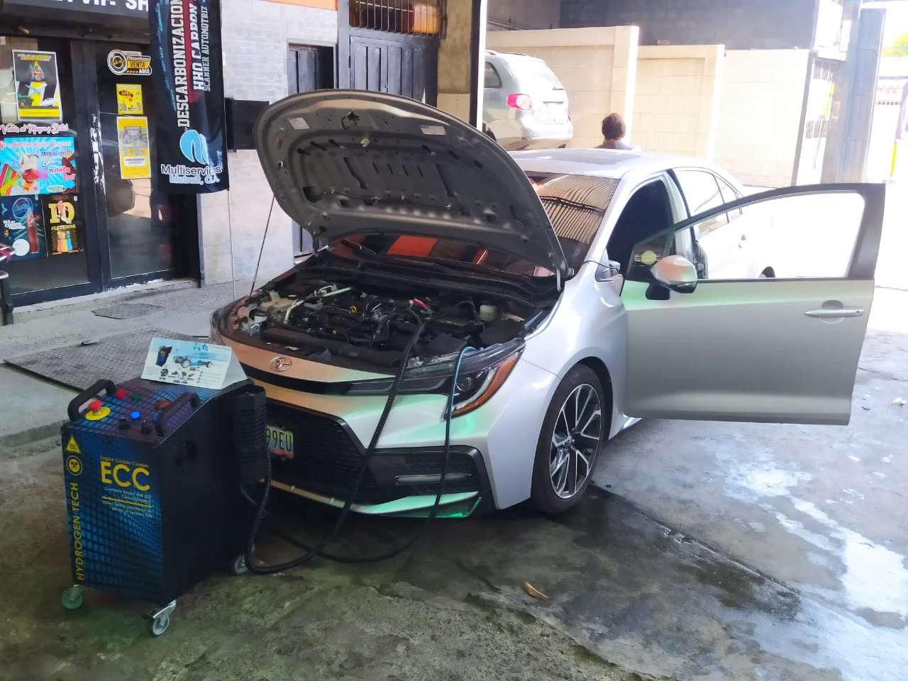 Imagen de Proceso de Descarbonizacion Toyota Corolla
