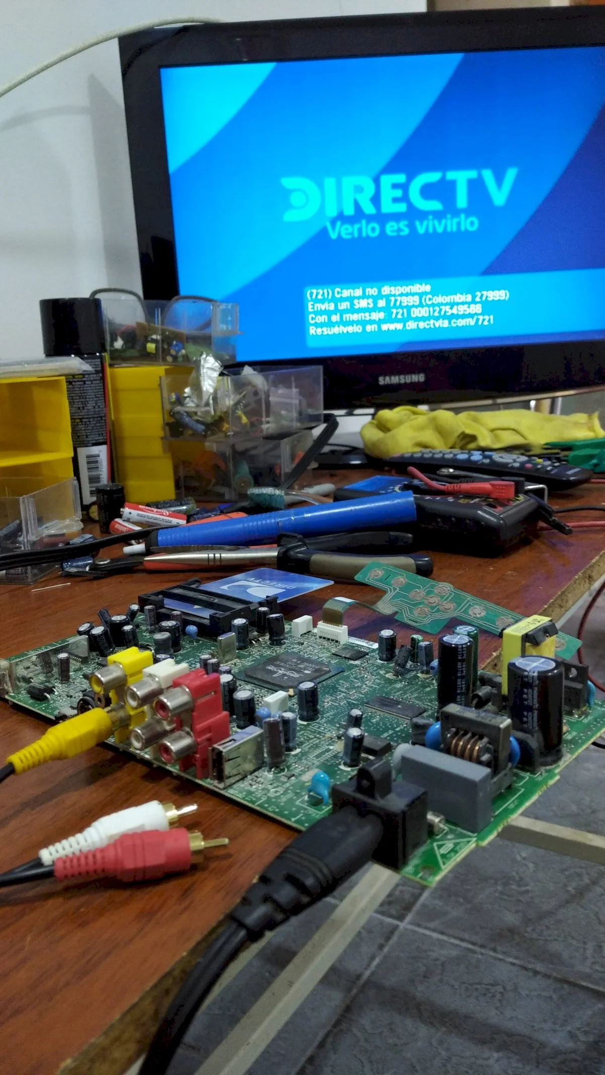 Imagen de SERVICIO TECNICO EN REPARACION DE DECODIFICADORES SIMPLETV (DIRECTV)