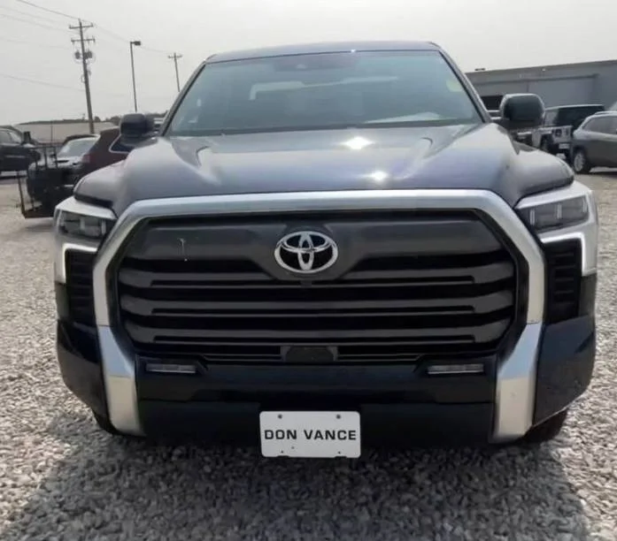 Imagen de TOYOTA TUNDRA 4WD