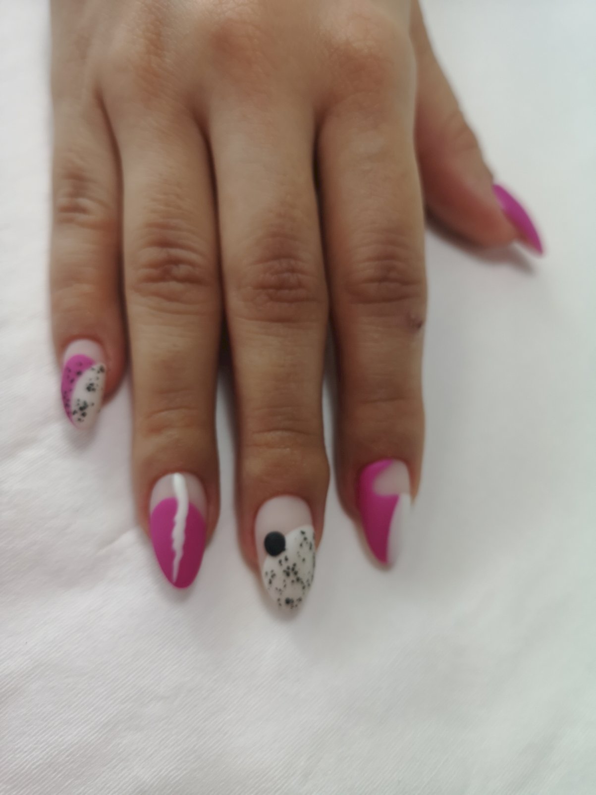 Ana nails